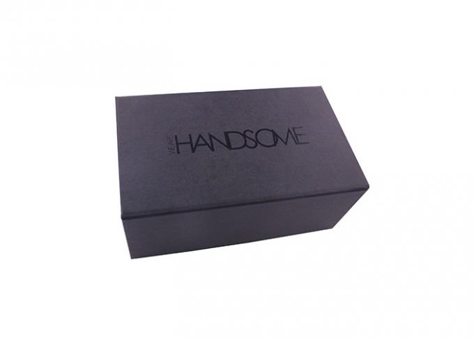 Подарочные коробки Крафт картона черноты Матт средние складные для упаковки футболки