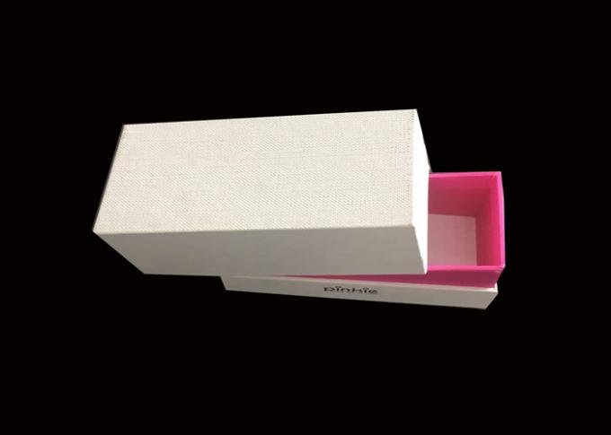Слоение квадратных форменных коробок создания программы-оболочки подарка прекрасное лоснистое для визитной карточки