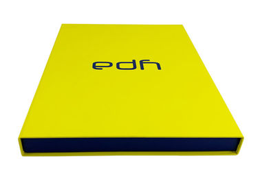 Желтой подарочная коробка цвета сформированная книгой, коробки верхней части сальто картона с магнитной задвижкой