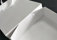 Закрытие ленты слоения подарочных коробок картона орнамента складывая белое лоснистое поставщик