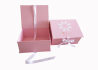 Розовая косметика картона упаковывая складное закрытие ленты подарочных коробок для заботы кожи поставщик