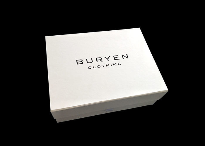Упаковка одежды складывает вверх опционное Пантоне подарочных коробок напечатанное цветом поставщик