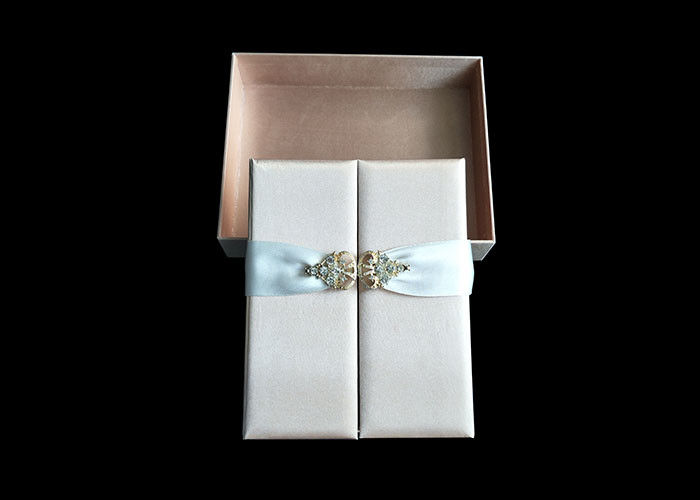 Коробка книги платья благосклонности свадьбы форменная, магнитное закрытие ленты коробки верхней части сальто поставщик